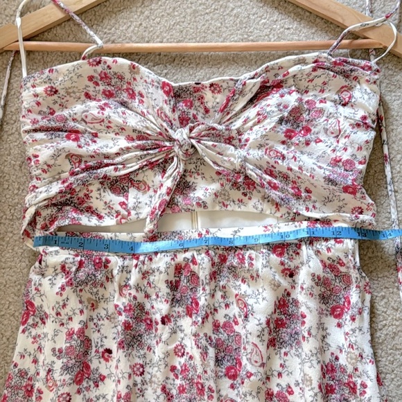 WAYF Dress Halter Top Midi Length Cut Out Abdomen Pink White Floral Tie Neck - Picture 10 of 16